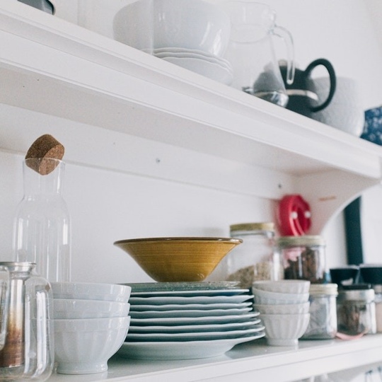 Интерьер кухни без верхних навесных шкафов – идеи дизайна и проектирования #74