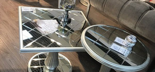 Приставной столик отделка сусальное серебро, покрытое лаком шампань, зеркало FB.ST.FL.100