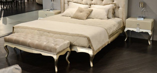 Кровать с решеткой отделка сусальное серебро, покрытое лаком шампань, ткань R6012A-53 FB.BD.VZ.614