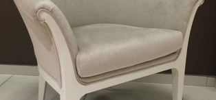 Кресло отделка бежевый блестящий лак, ткань Finka-43A FB.ACH.RM.144
